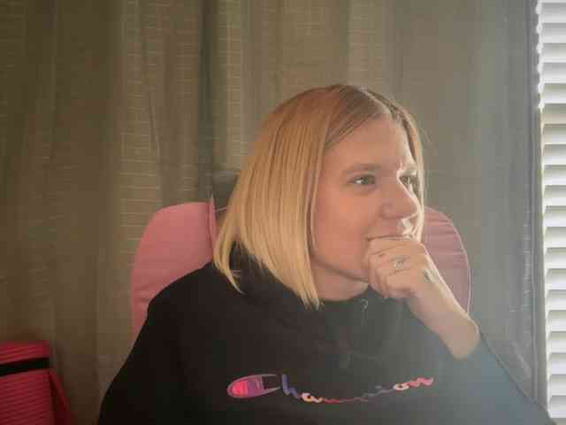 AmericnBarbie webcam