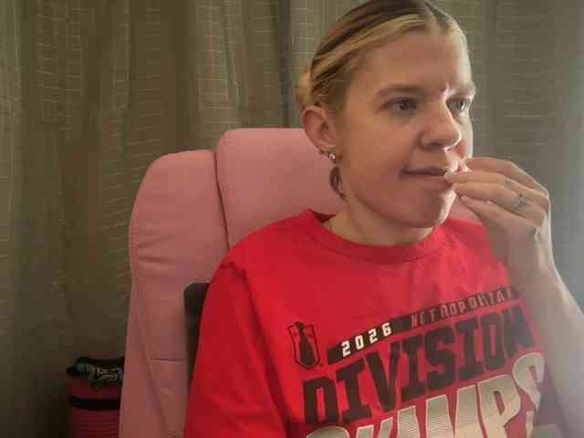 AmericnBarbie webcam