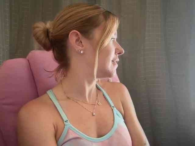 AmericnBarbie webcam