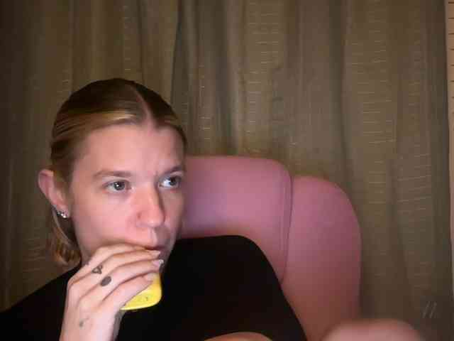 AmericnBarbie webcam