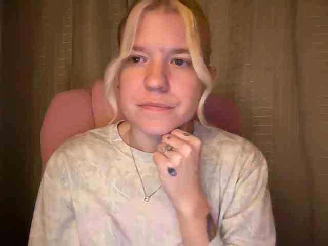 AmericnBarbie webcam