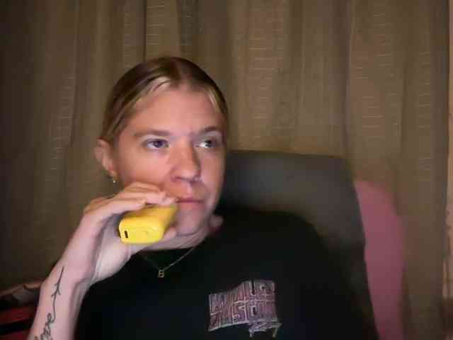 AmericnBarbie webcam