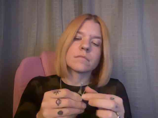 AmericnBarbie webcam
