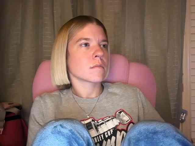 AmericnBarbie webcam