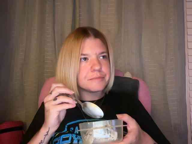 AmericnBarbie webcam