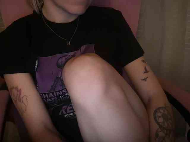 AmericnBarbie webcam