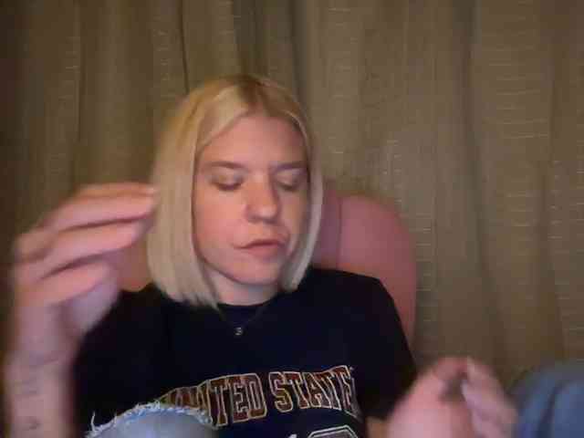AmericnBarbie webcam