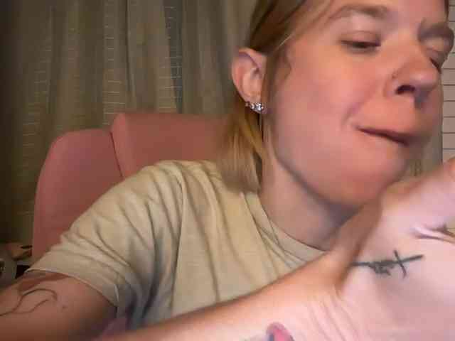 AmericnBarbie webcam