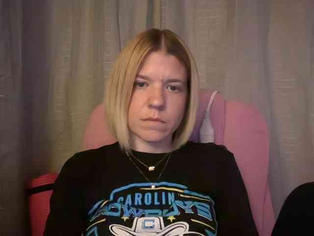 AmericnBarbie webcam