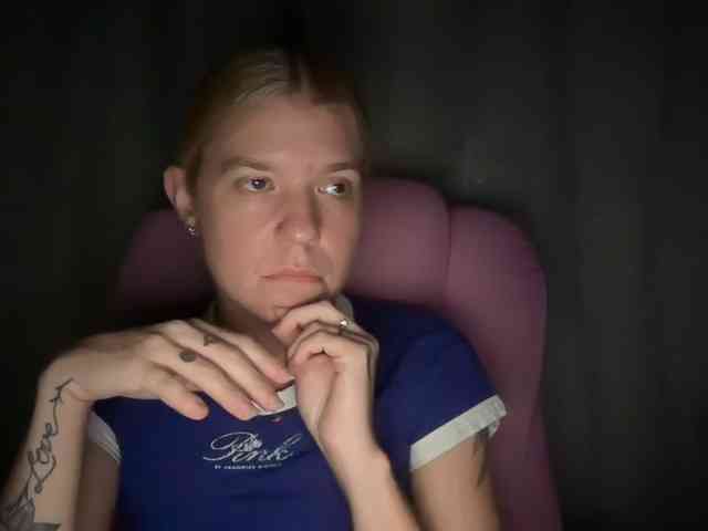 AmericnBarbie webcam