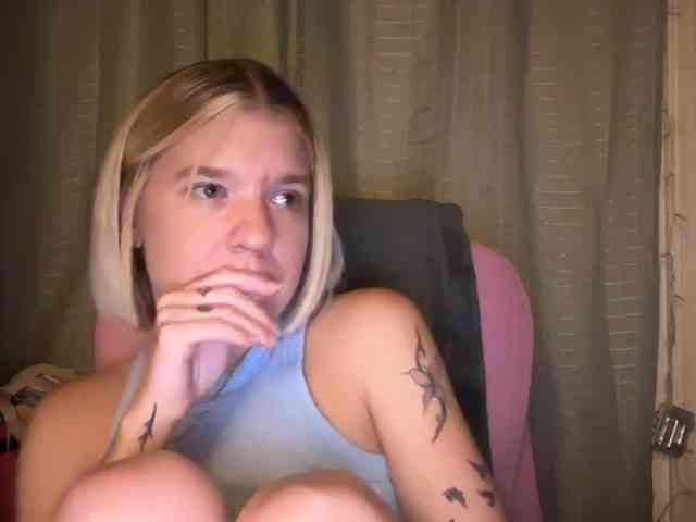 AmericnBarbie webcam