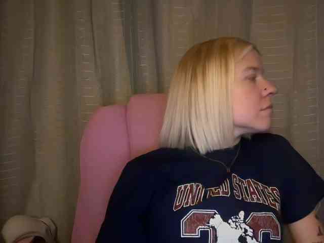 AmericnBarbie webcam