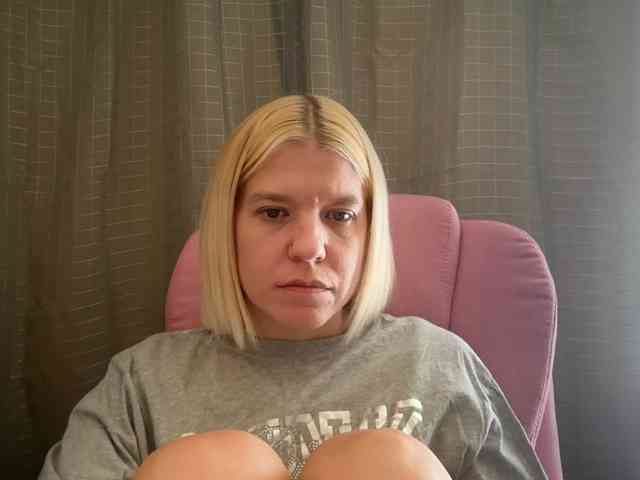 AmericnBarbie webcam