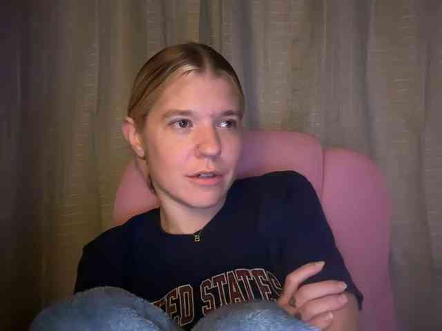 AmericnBarbie webcam