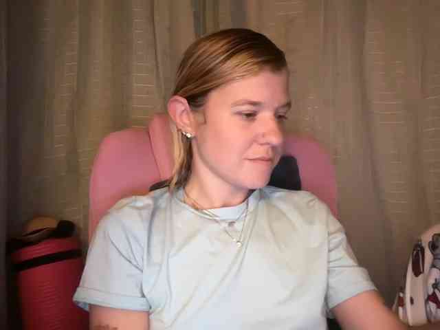 AmericnBarbie webcam