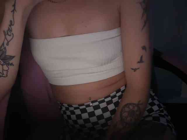 AmericnBarbie webcam