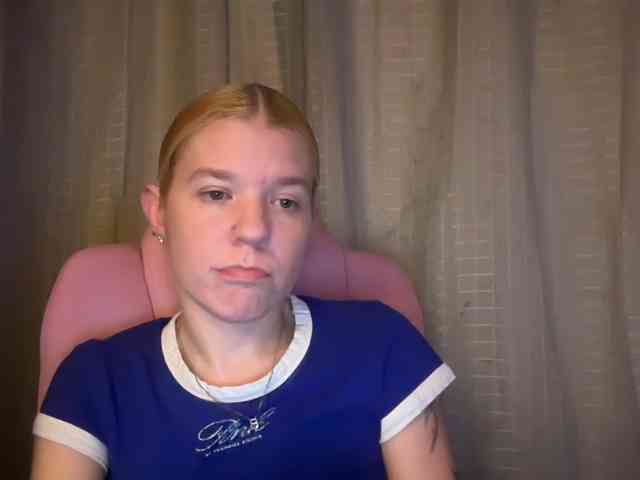 AmericnBarbie webcam