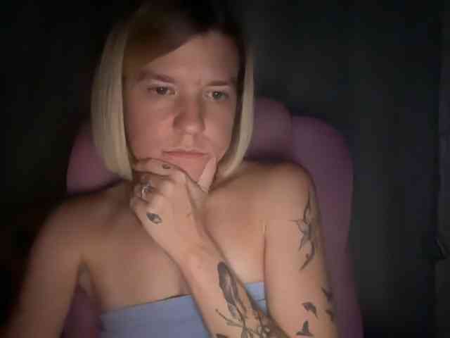 AmericnBarbie webcam