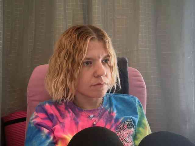 AmericnBarbie webcam