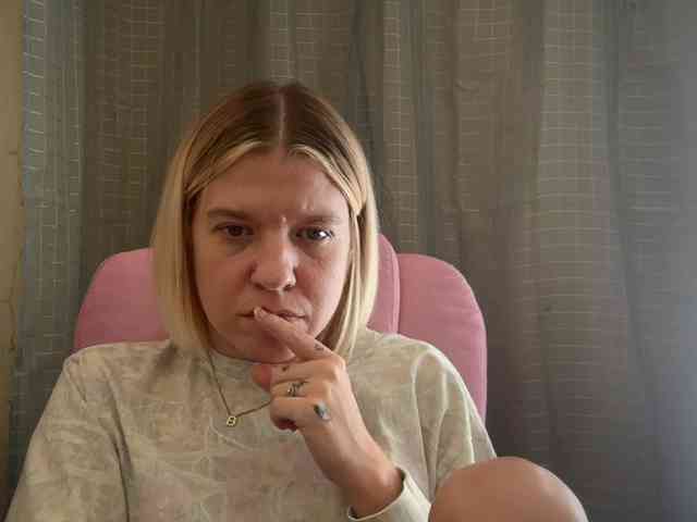 AmericnBarbie webcam