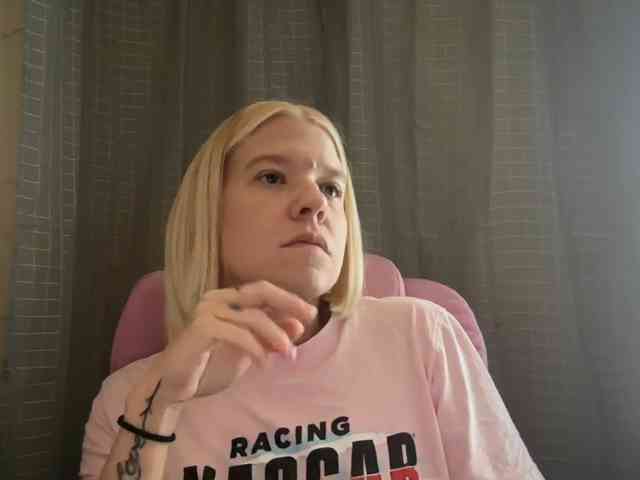 AmericnBarbie webcam