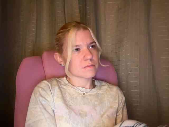 AmericnBarbie webcam