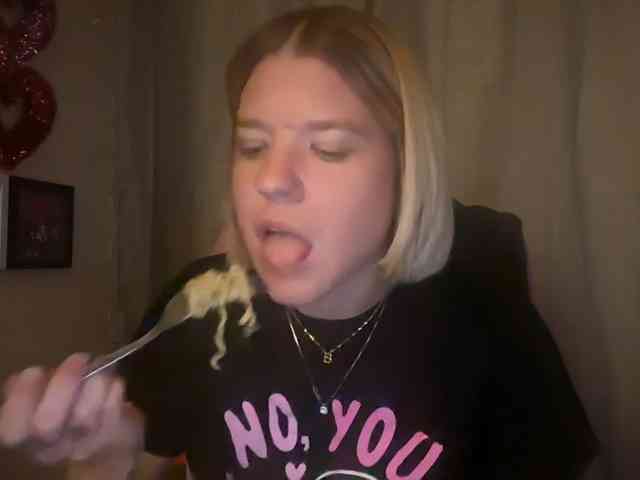 AmericnBarbie webcam