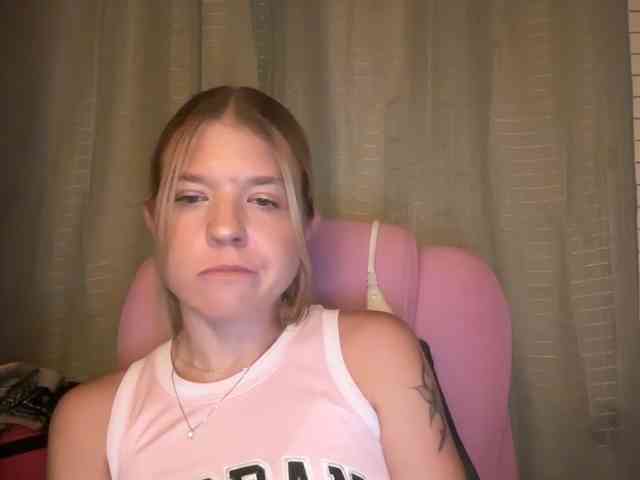 AmericnBarbie webcam