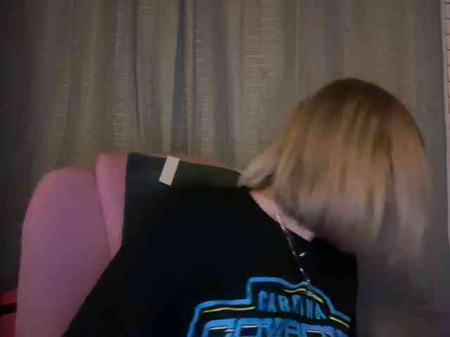 AmericnBarbie webcam