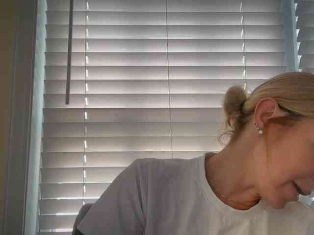 AmericnBarbie webcam