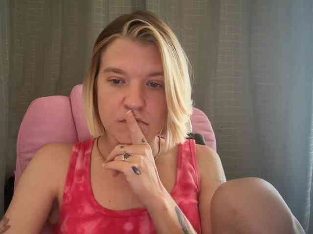 AmericnBarbie webcam