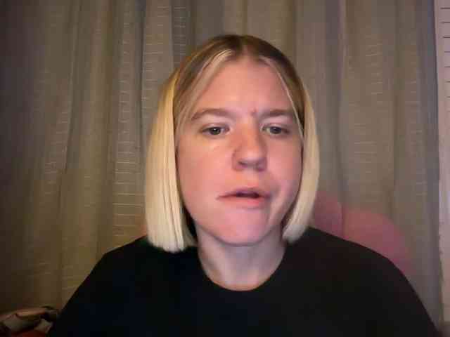 AmericnBarbie webcam