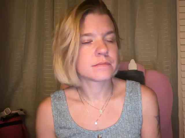 AmericnBarbie webcam