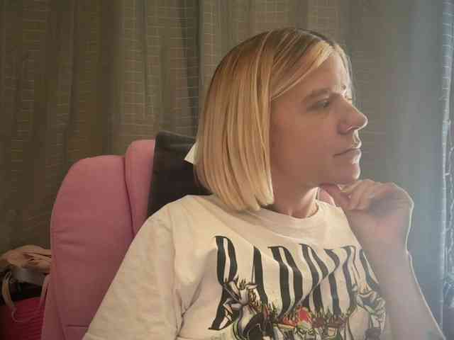 AmericnBarbie webcam