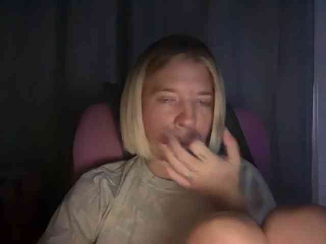AmericnBarbie webcam