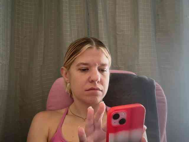 AmericnBarbie webcam
