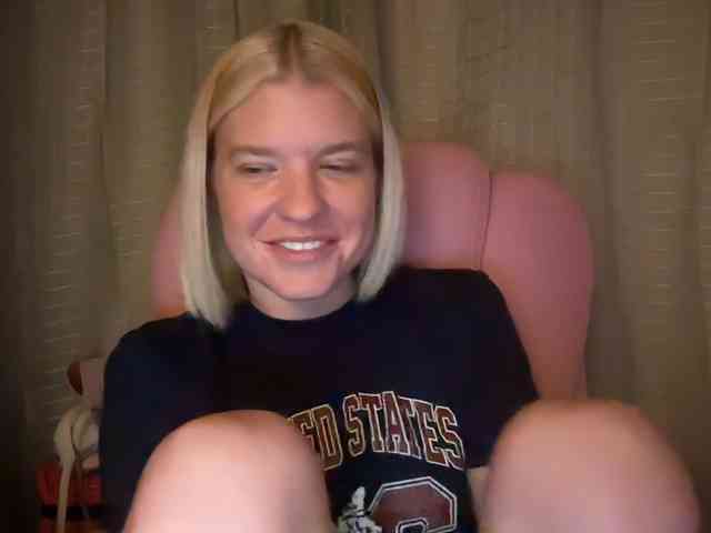 AmericnBarbie webcam