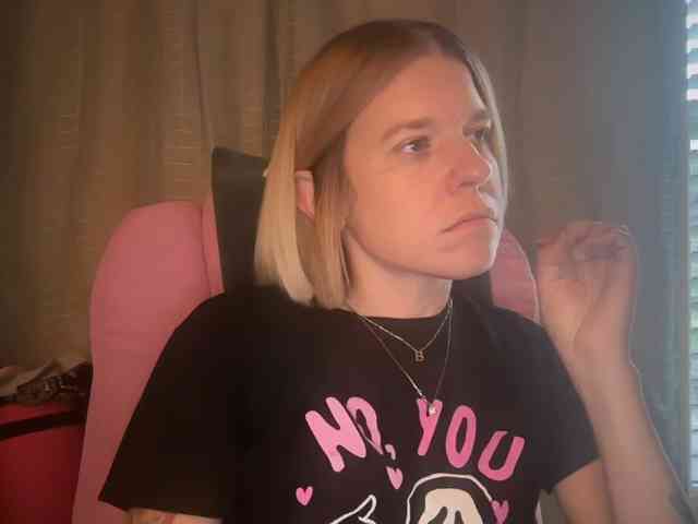 AmericnBarbie webcam