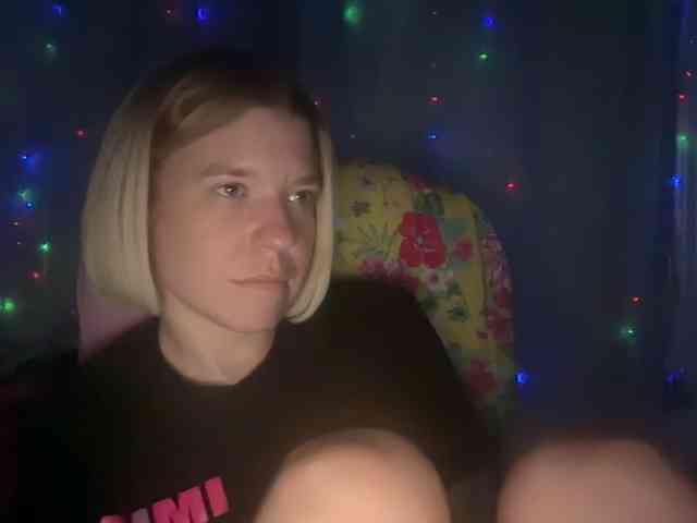 AmericnBarbie webcam