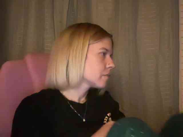 AmericnBarbie webcam