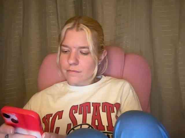 AmericnBarbie webcam