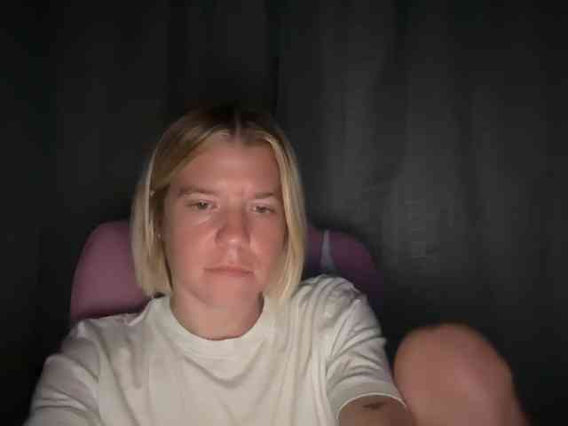 AmericnBarbie webcam