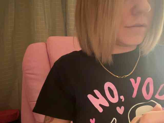 AmericnBarbie webcam