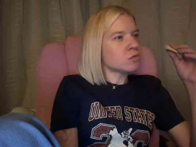 AmericnBarbie webcam