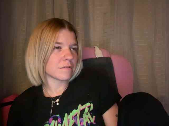 AmericnBarbie webcam