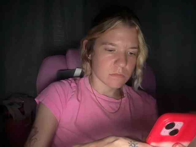 AmericnBarbie webcam