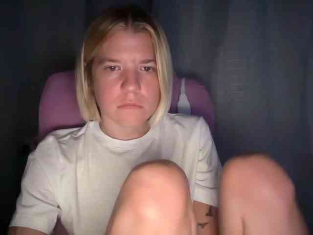 AmericnBarbie webcam