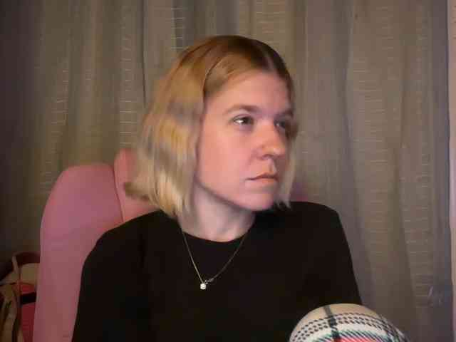 AmericnBarbie webcam