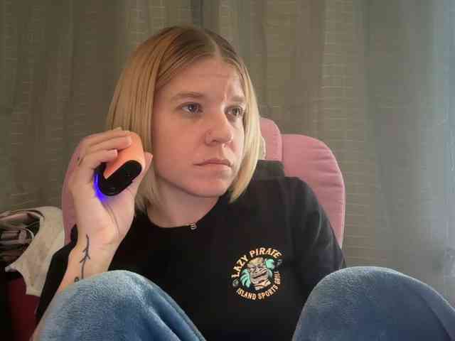 AmericnBarbie webcam