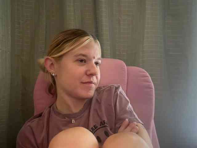 AmericnBarbie webcam